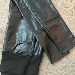 Juniors Black Faux Leather Leggings w/ Pockets and Elastic Waist